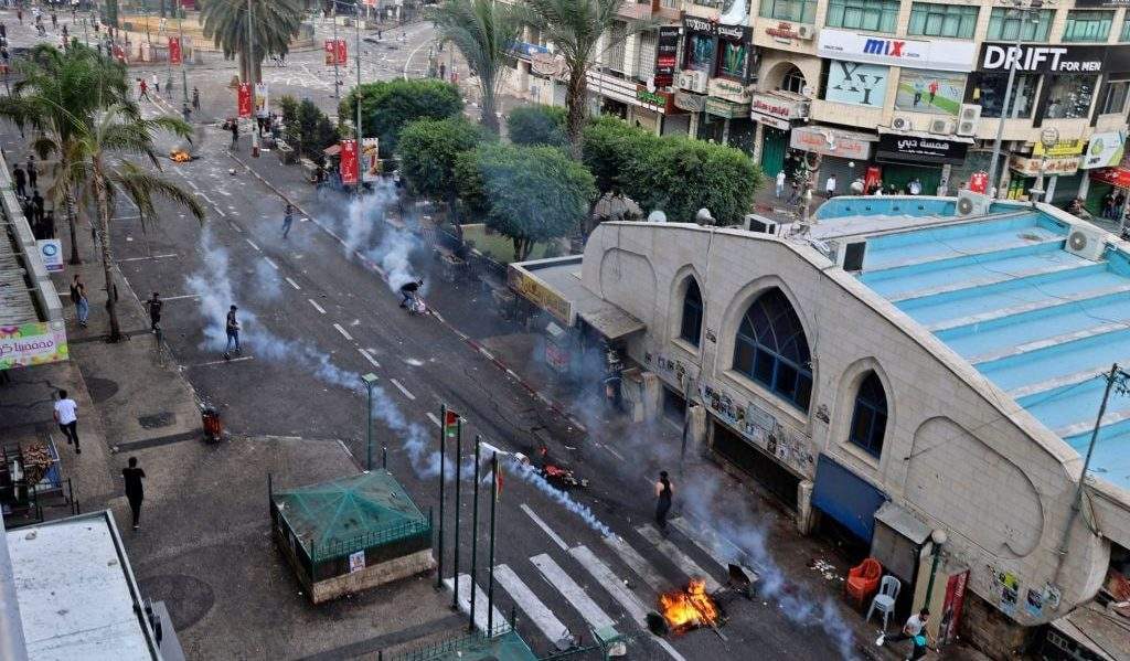 مقتل وإصابة 5 فلسطينيين خلال اشتباكات في نابلس