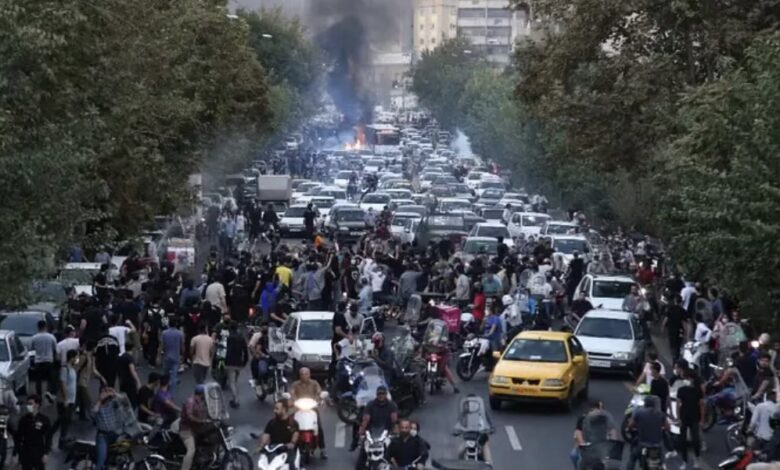 أكثر من 15 ألف معتقل منذ بدء الاحتجاجات في إيران