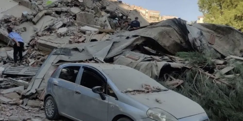 عشرات الجرحى بعد زلزال ضرب شمال غربي تركيا