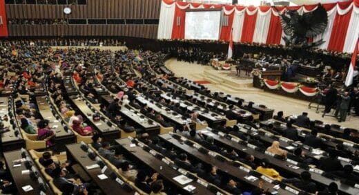 قانون جديد لتجريم العلاقات الجنسية خارج إطار الزواج في إندونيسيا