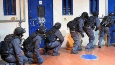 شرطة الاحتلال تعتدي على أسرى فلسطينيين في سجن مجدو عوفر