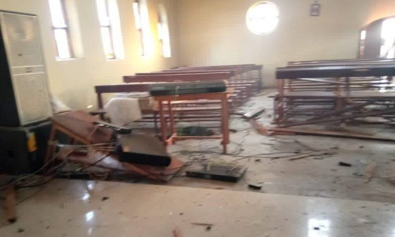 مقتل وإصابة 49 شخصاً في انفجار قنبلة داخل كنيسة بشرق الكونغو