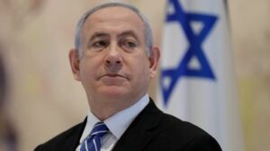 وزارة العدل في إسرائيل تبحث عزل نتانياهو عن منصبه