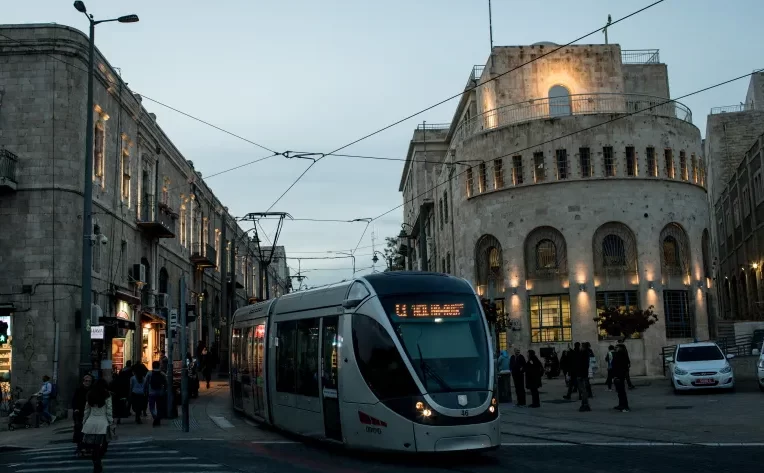 إسرائيل تخطط لإقامة مترو أنفاق في القدس