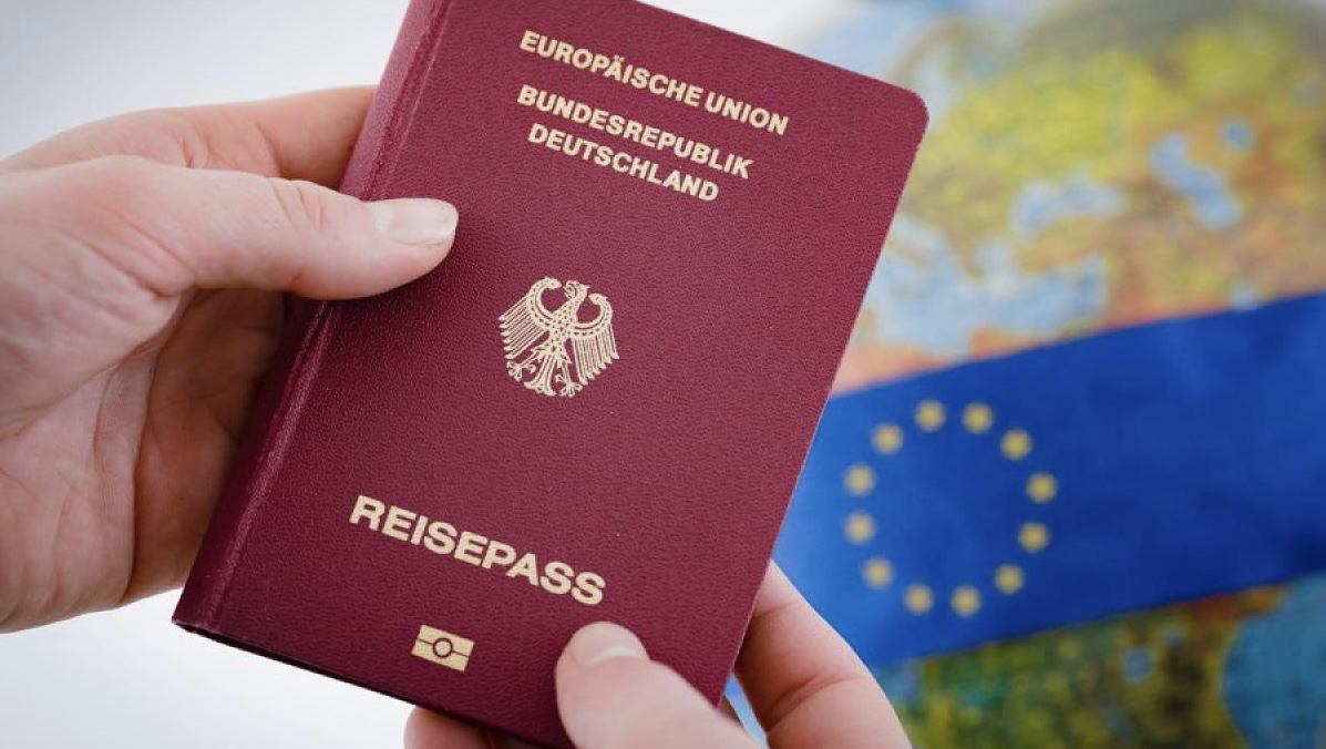 ألمانيا: تسهيلات للحصول على الجنسية "قانون تجنيس حديث "