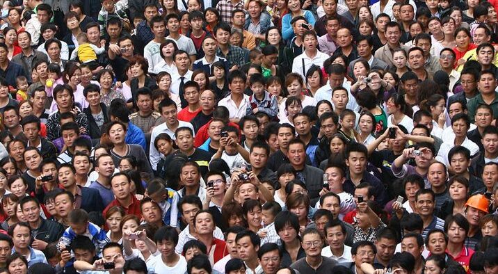 مع تراجع عدد سكان الصين .. هل تصبح الهند الأكثر تعداداً في العالم؟