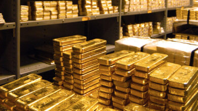 تراجع أسعار الذهب لأدنى مستوى في شهرين