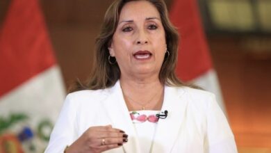 بيرو تقطع العلاقات مع المكسيك وتطرد سفيرها