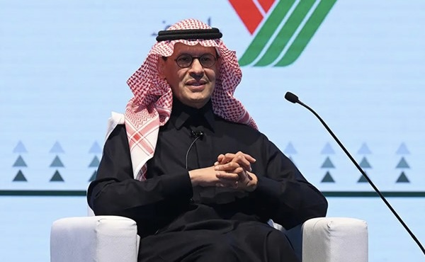 وزير الطاقة السعودي يدعو إلى الثقة بمجموعة أوبك+