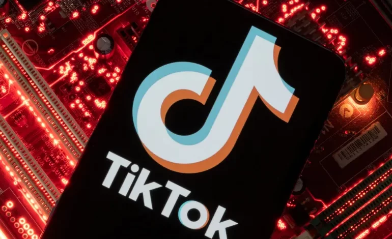 كندا تحظر تيك توك بذريعة حماية البيانات