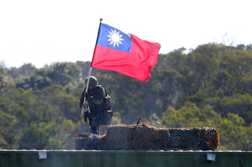 تايوان: قانون لتجريم الشائعات أثناء الحرب .. استعداداً لهجوم الصين