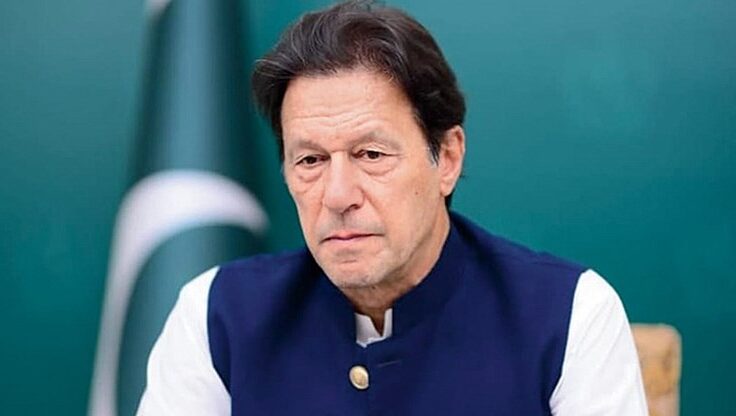 تسجيل قضية إرهاب ضد عمران خان