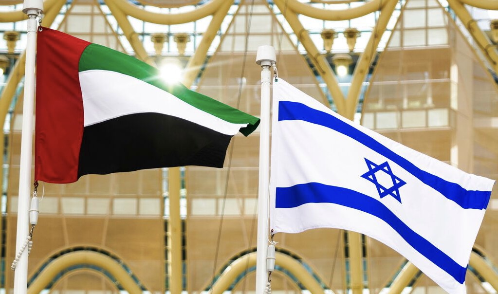الإمارات تعلن تجميد صفقات أمنية مع إسرائيل