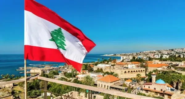 صحيفة: أزمة لبنان السياسية تهدد وجوده