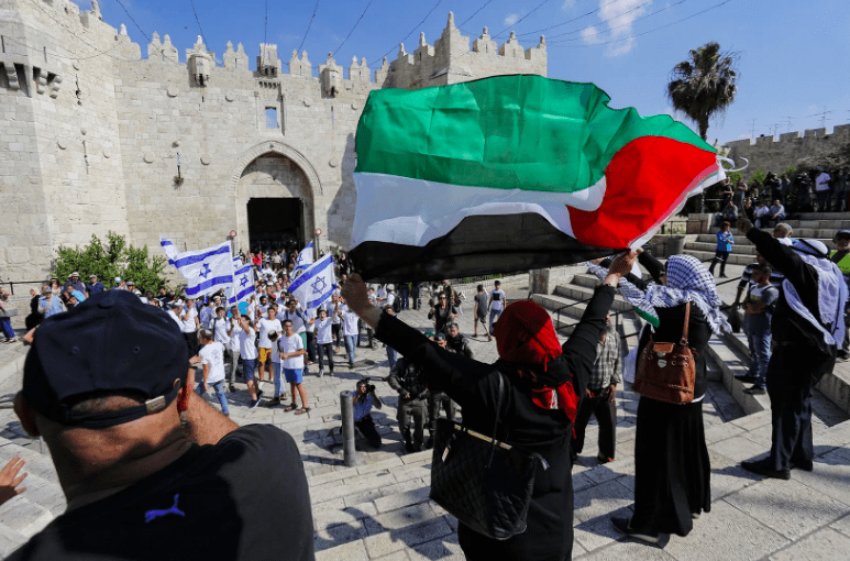 بذريعة مسيرة الأعلام.. الاحتلال الإسرائيلي يشدد الإجراءات العسكرية في القدس