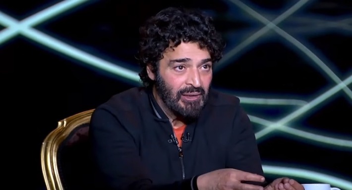 الفنان حميد الشاعري يفقد 800 من قبيلته في درنة!