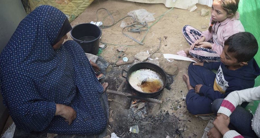 غزة تواجه المجاعة.. بايدن: لم أطالب نتانياهو بوقف إطلاق النار